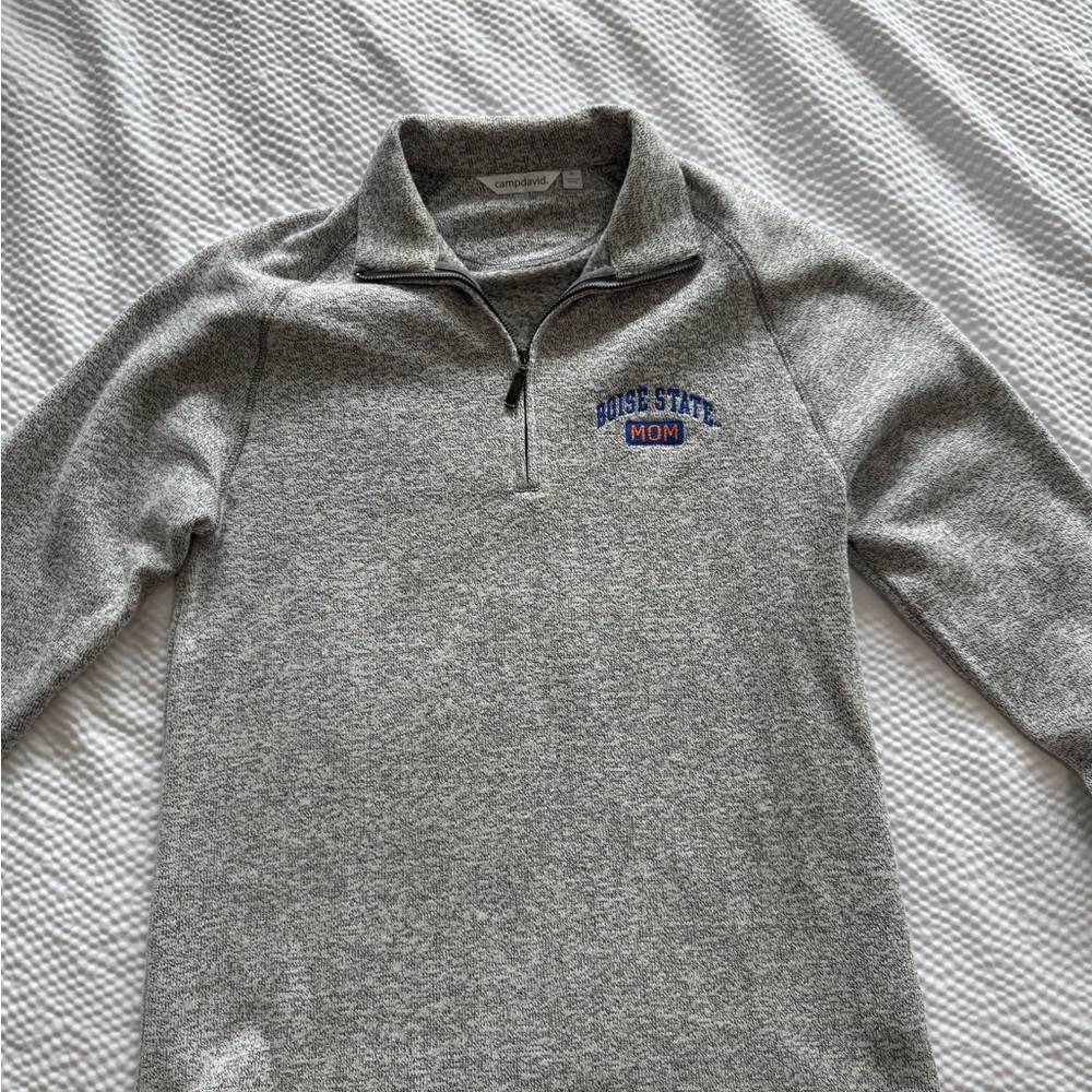 EUC Women’s Boise State Mom Gray 1/4 zip Sweater. Small